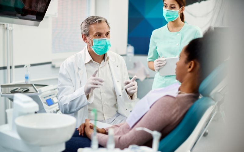 Lire la suite à propos de l’article Comment trouver un dentiste de qualité à Paris en 2025 : Guide pratique pour des soins dentaires optimaux